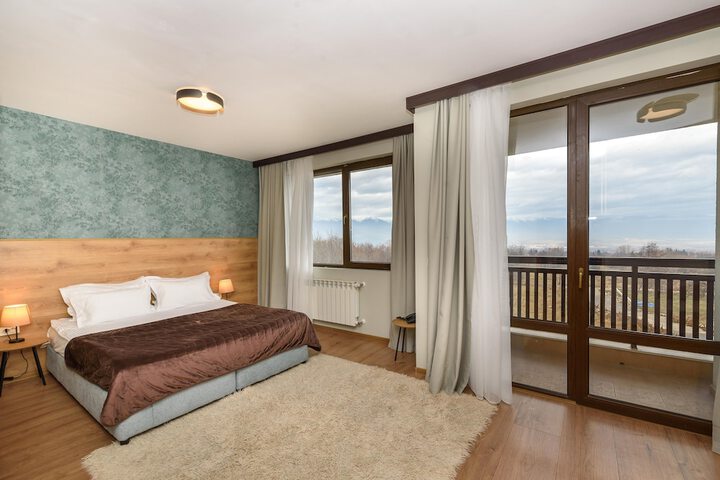 Room 10 of 59