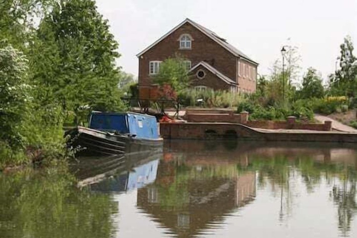 The Mooringpost in Gloucester