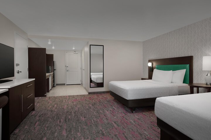 Room 8 of 46