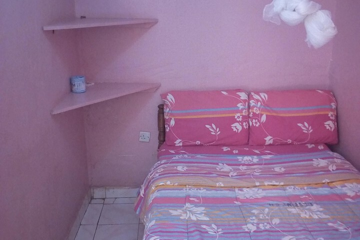 Room 10 of 23