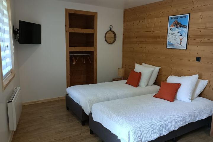 Room 17 of 51
