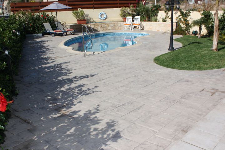 Terrace/Patio 19 of 31