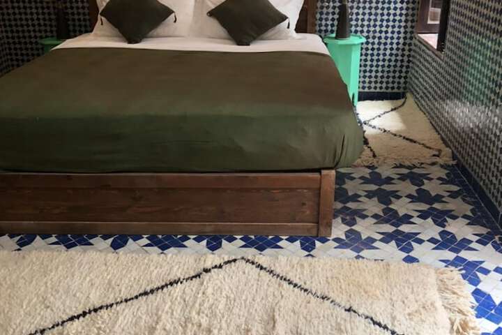 Room 28 of 105