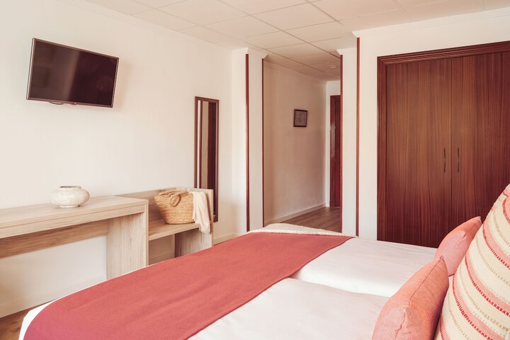 Room 9 of 44