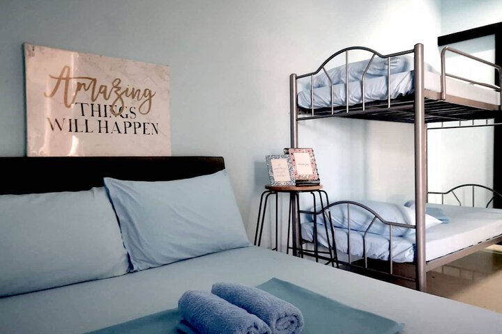 Room 11 of 23