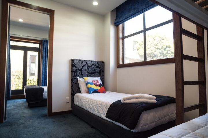 Room 15 of 71