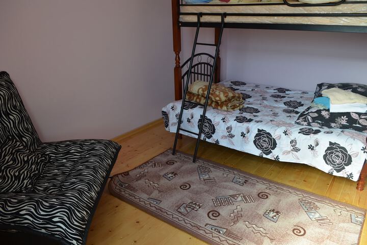 Room 7 of 20