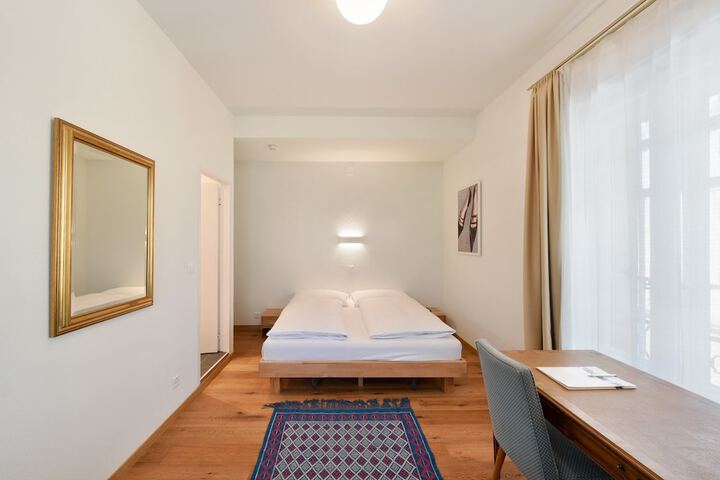 Room 22 of 56