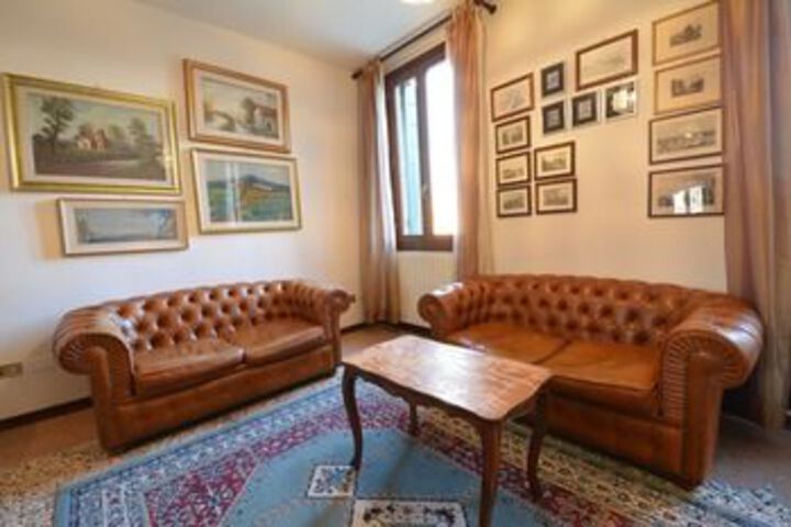 Room 15 of 30