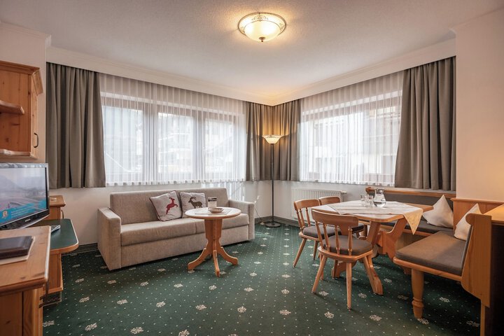 Room 21 of 62