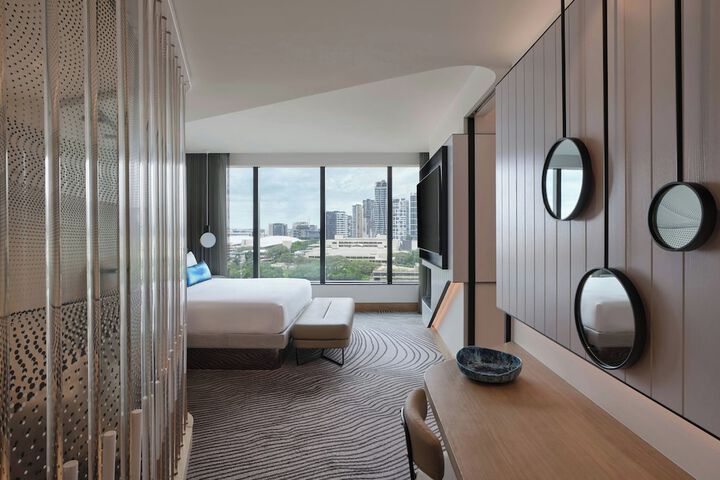Room 25 of 126
