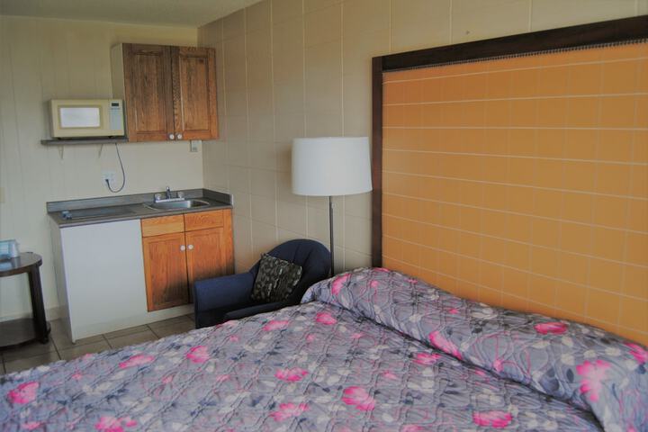 Room 4 of 20