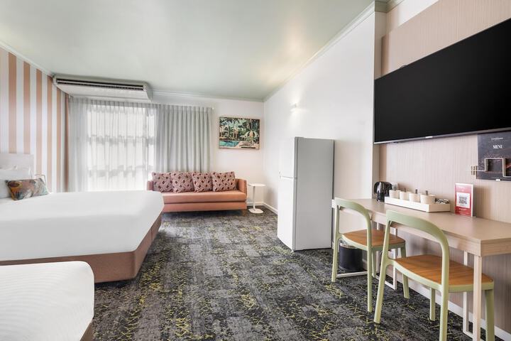 Room 79 of 156