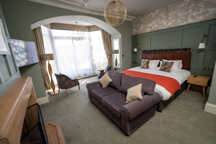 Room 15 of 31