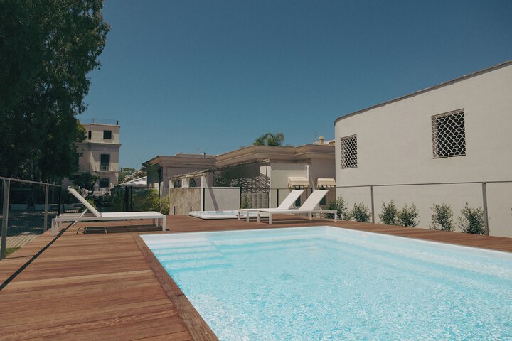 Pool 50 of 85