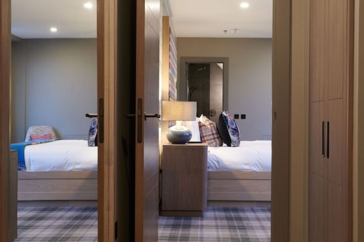 Room 41 of 119