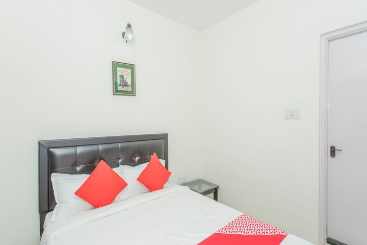 Room 4 of 21