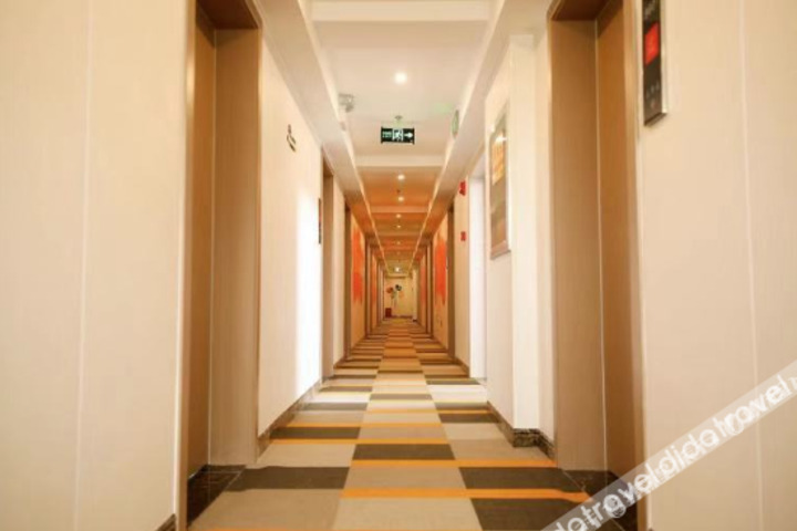 Hotel Interior 5 of 9