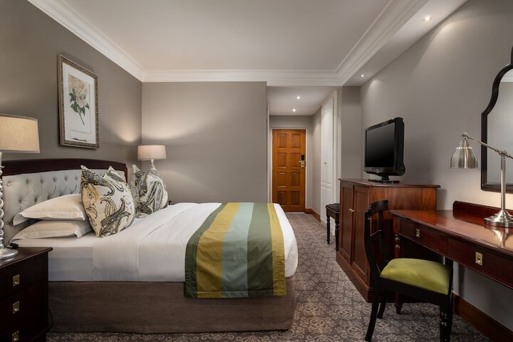 Room 10 of 54