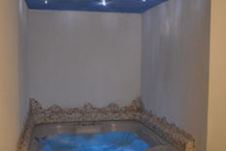 Spa 12 of 15