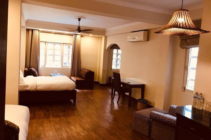 Room 25 of 130