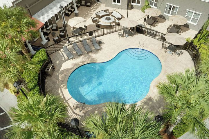 Pool 18 of 39