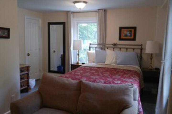 Room 21 of 38