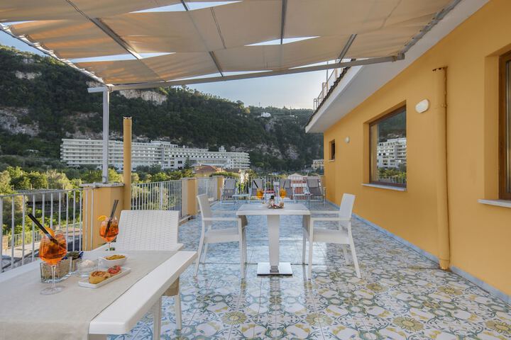 Terrace/Patio 98 of 101