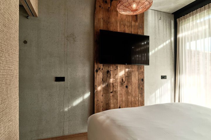 Room 18 of 46