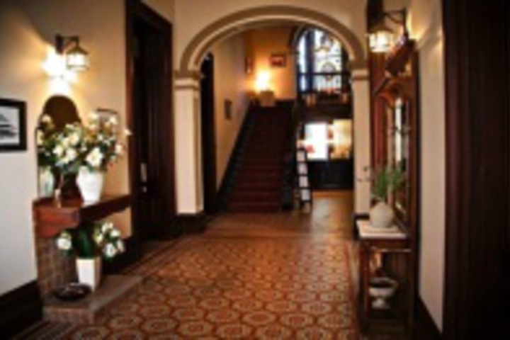 Hotel 6 of 84