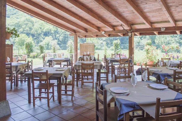Dining Photos