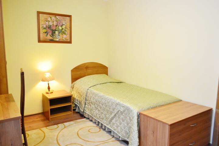 Room 3 of 344
