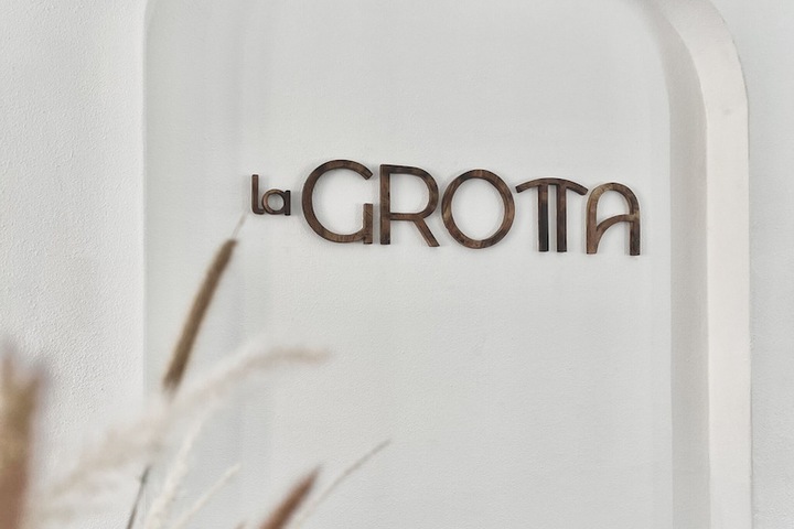 La Grotta Hotel