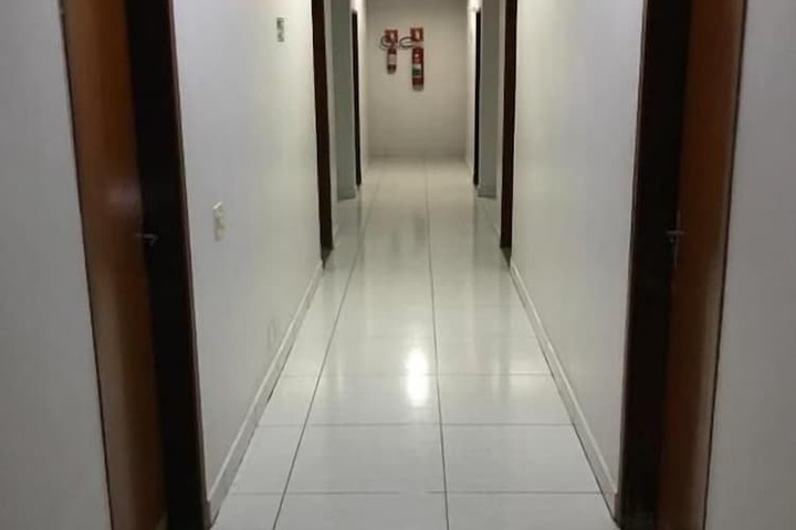 Ballroom/Hall 24 of 28