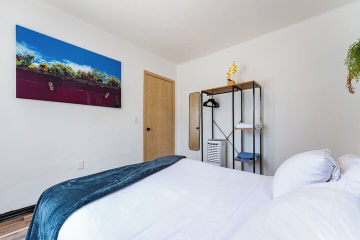 Room 13 of 72