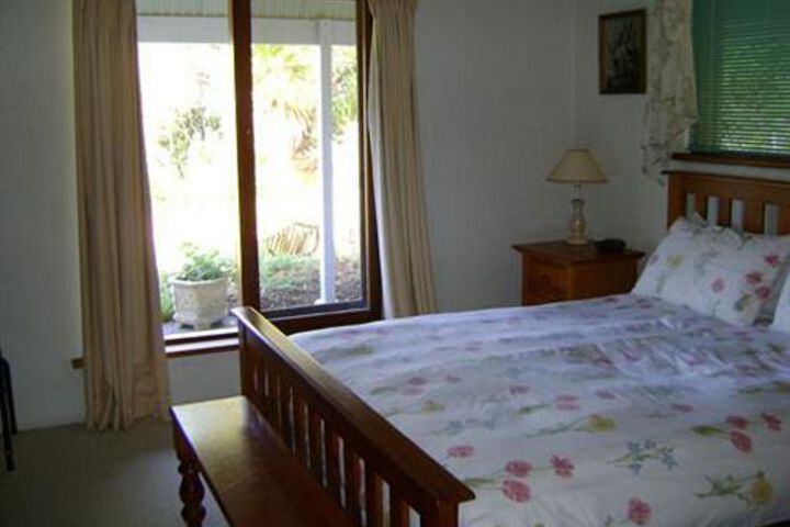 Room 3 of 11