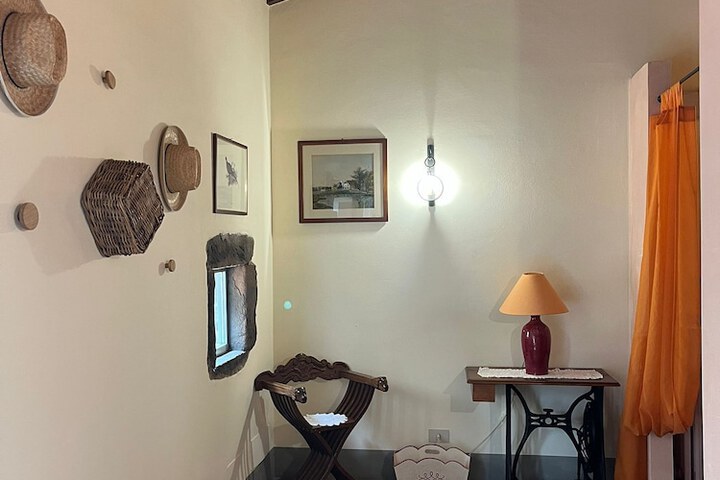 Room 17 of 64