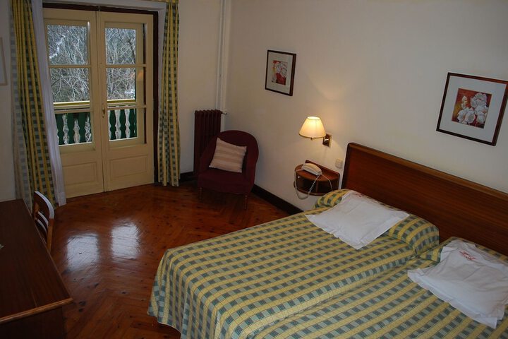 Room 4 of 57