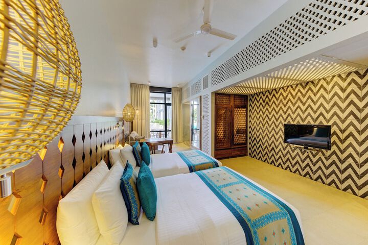 Room 32 of 132