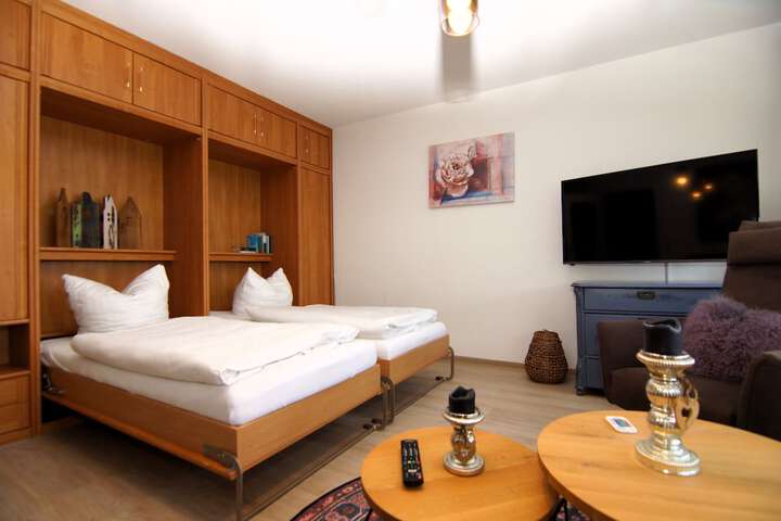 Room 38 of 161
