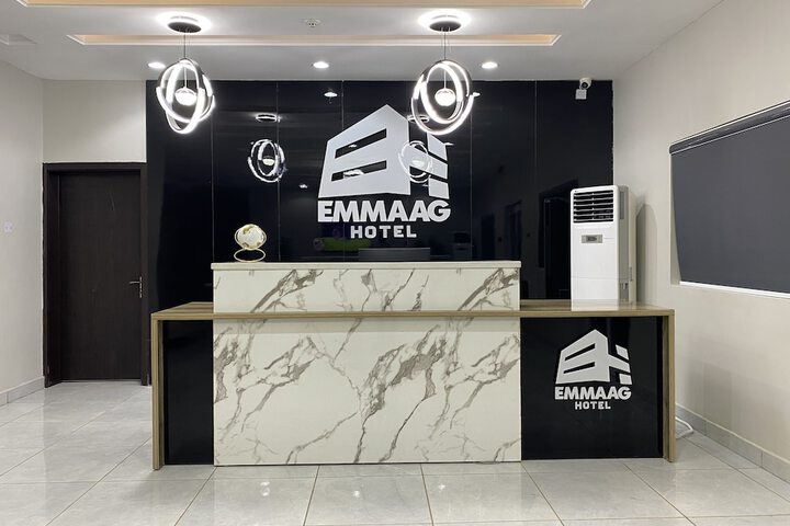 Emmaag Hotel