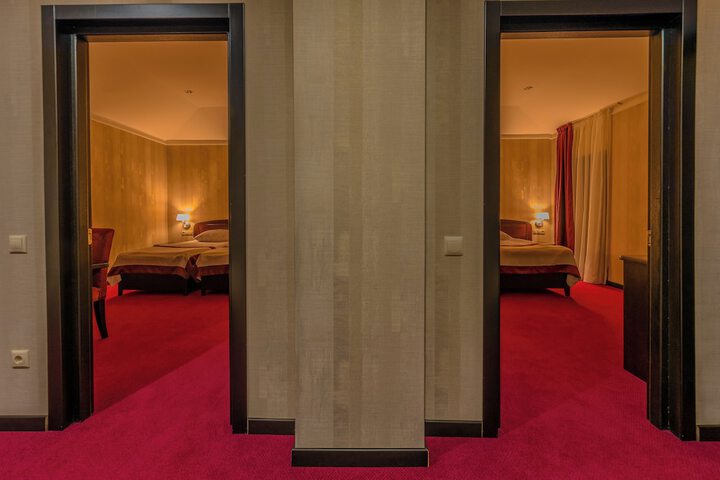 Room 18 of 70