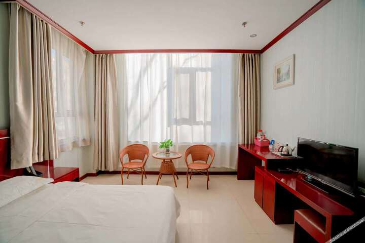 Home Inn Huaxuan Collection Hotel (Heshun Yonghe Road)