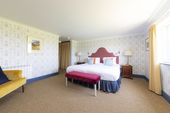 Room 37 of 122