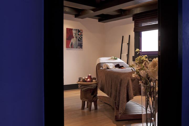 Massage Photo