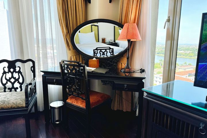 Room 9 of 95