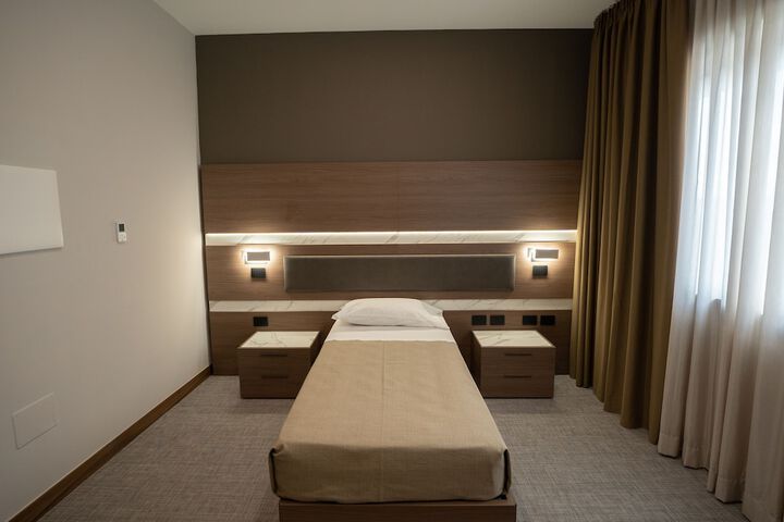 Room 14 of 39