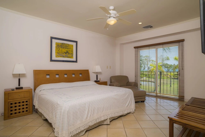 Room 5 of 25