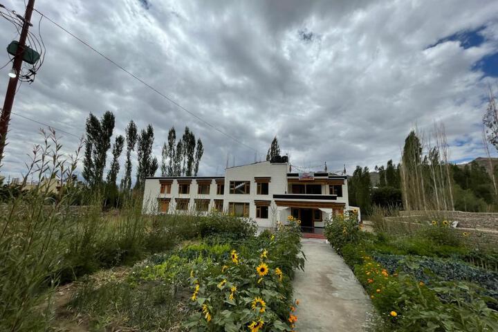 Hotel DZI Ladakh