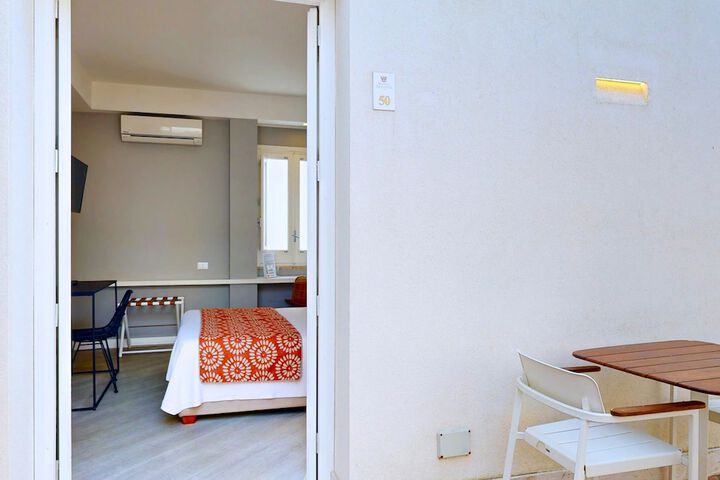 Room 108 of 210
